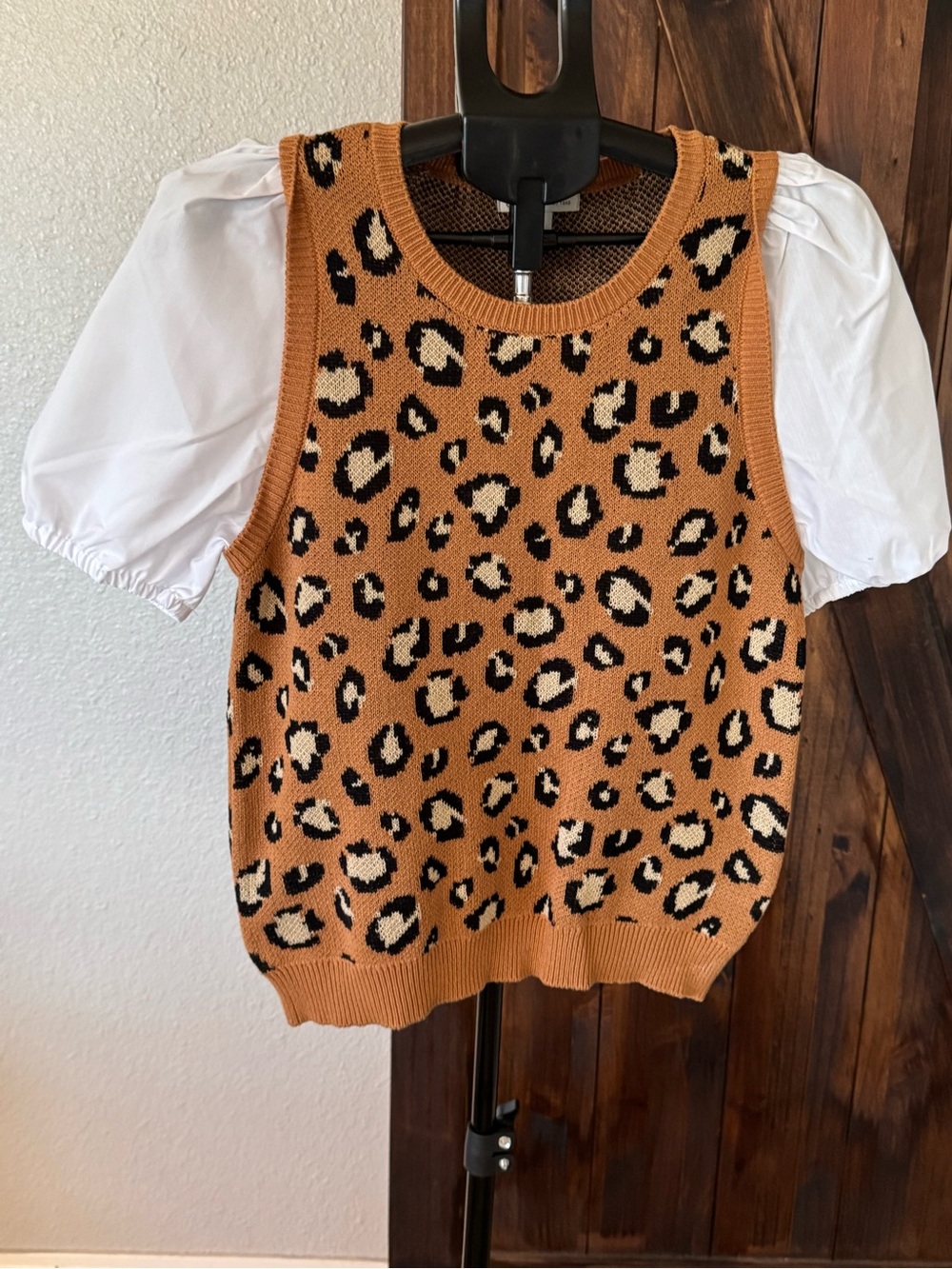Cato Leopard Print Knit Sleeveless Sweater Vest in Camel and Black